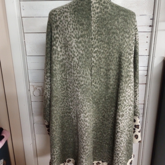 Rae Mode Women's 2XL Open Front Animal Print Cardigan 3/4 Dolman Sleeves Fall - Picture 6 of 12
